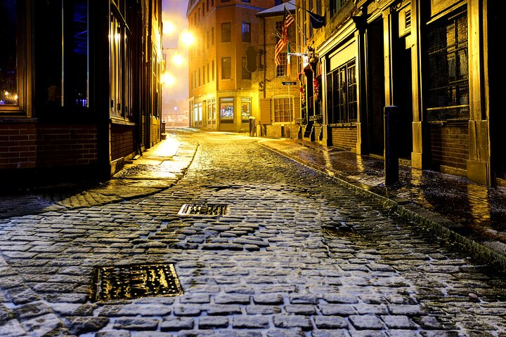 Boston Haunted Pub Crawl - Photo 1 of 6